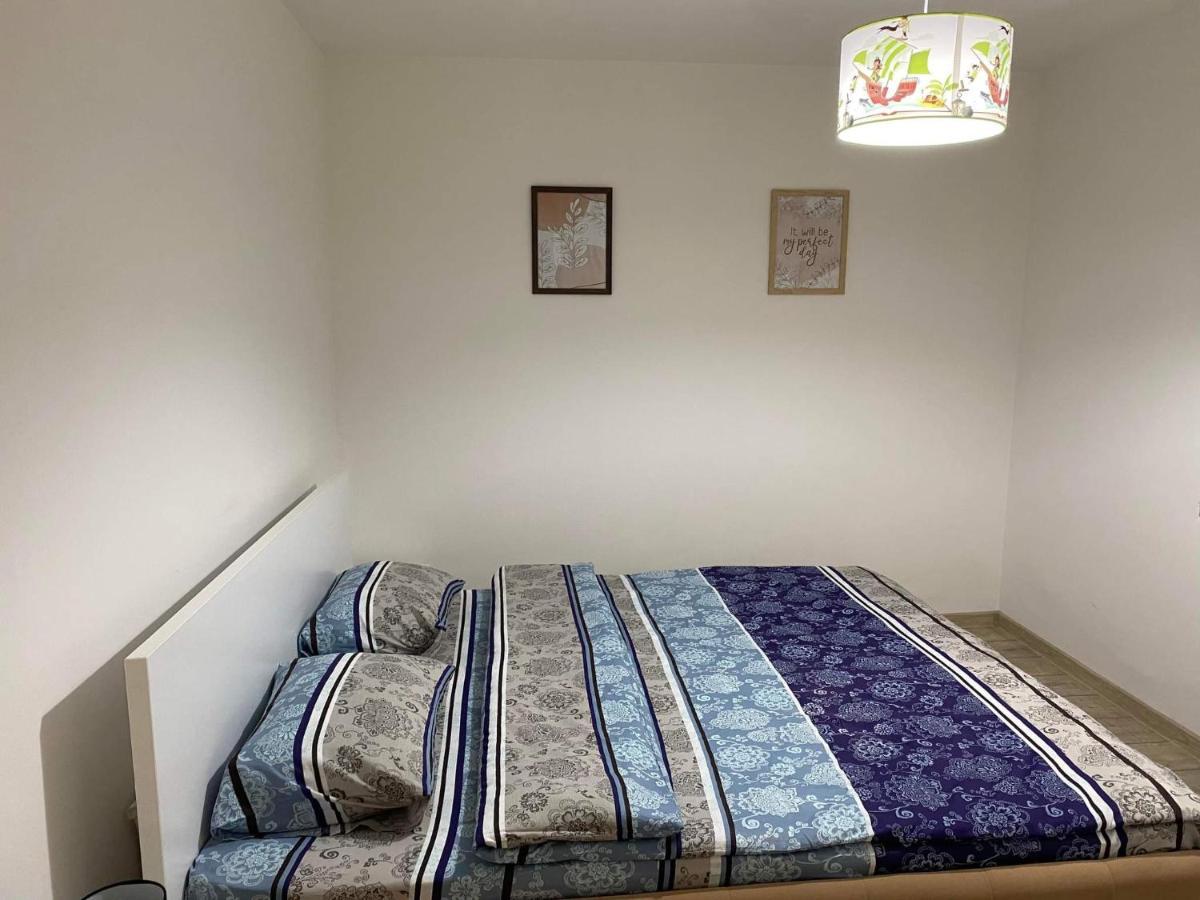 The Best Apartament Central Hunedoara Dış mekan fotoğraf